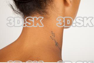 Neck texture of Lora 0005